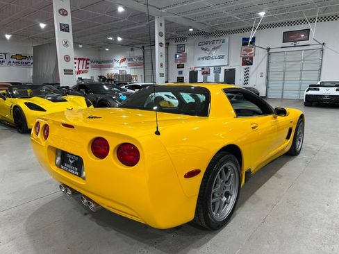 Used 2004 Chevrolet Corvette Z06 w/ Memory Package RWD image 22