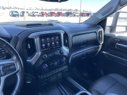 Used 2021 Chevrolet Silverado 3500 LTZ w/ LTZ Premium Package image 16