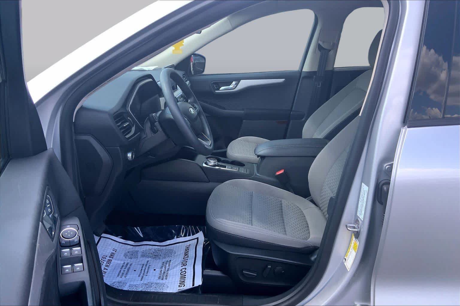 Certified 2020 Ford Escape SE FWD image 8