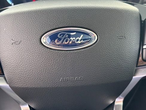 Used 2025 Ford Explorer ST image 21