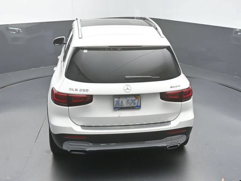 Used 2022 Mercedes-Benz GLB 250 4MATIC image 48