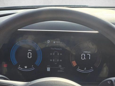 Certified 2025 Hyundai Tucson SEL image 11