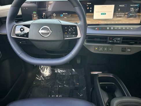 New 2026 Nissan Leaf Platinum+ image 16