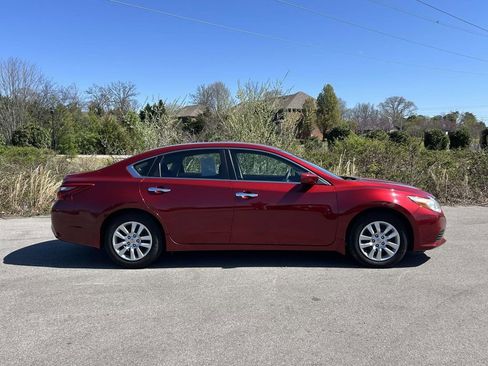 Used 2018 Nissan Altima 2.5 S w/ S Convenience Package image 2