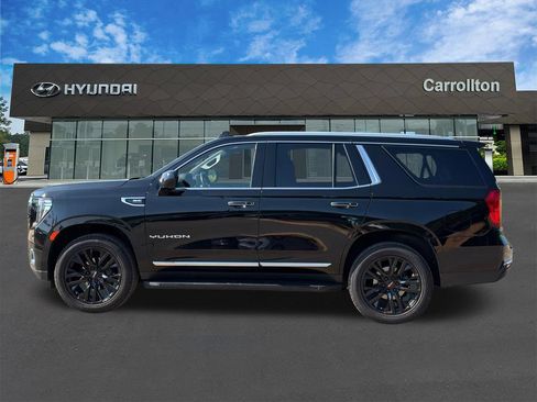 Used 2023 GMC Yukon SLT AWD/4WD image 8