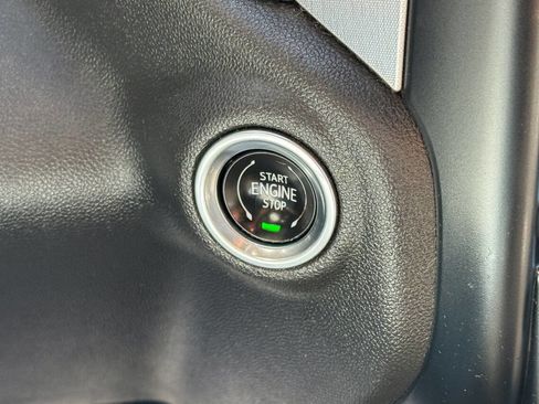 Used 2019 GMC Sierra 1500 SLT w/ SLT Premium Package image 21