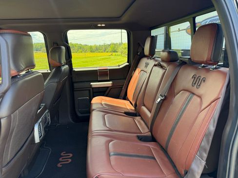 Used 2019 Ford F450 King Ranch w/ King Ranch Ultimate Package AWD/4WD image 46