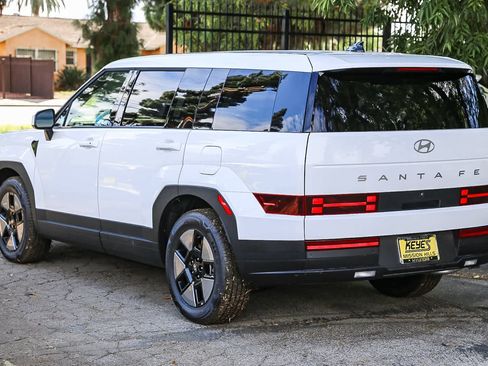 New 2026 Hyundai Santa Fe SE image 8