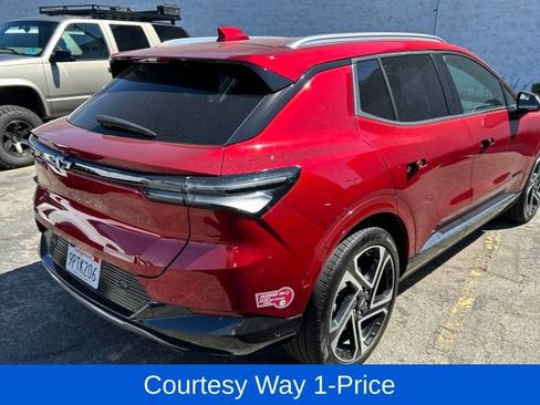 Used 2024 Chevrolet Equinox EV LT w/ Active Safety Package 3 FWD image 4