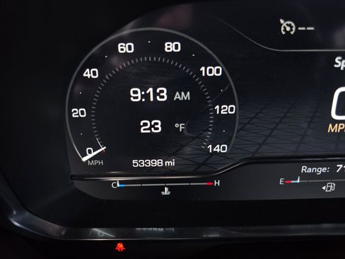 Used 2024 GMC Yukon SLT image 26