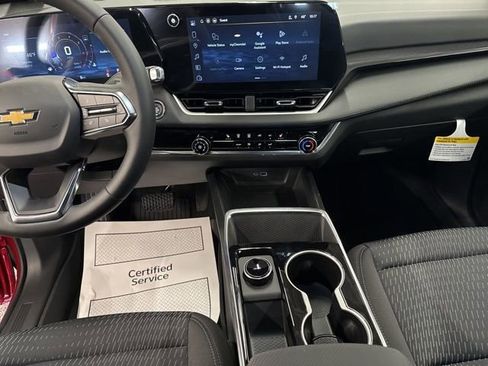 New 2026 Chevrolet Equinox LT w/ Safety and Technology Package AWD/4WD image 19