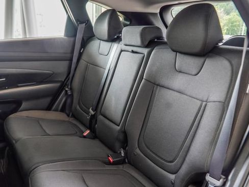 Used 2025 Hyundai Tucson SEL FWD image 42
