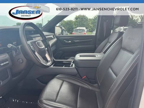 Used 2024 GMC Yukon Denali AWD/4WD image 12