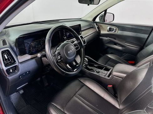 Used 2022 Kia Sorento S w/ Panoramic Sunroof Package AWD/4WD image 10
