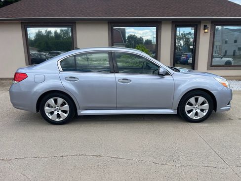 Used 2012 Subaru Legacy 2.5i Limited AWD/4WD image 2