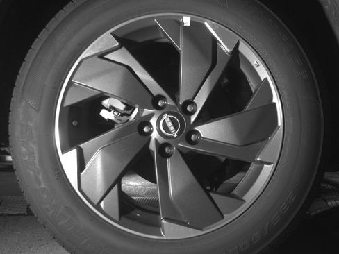 Used 2025 Nissan Rogue SV image 15