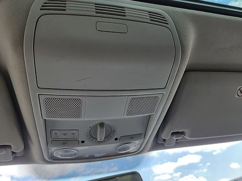 Used 2008 Volkswagen Passat Komfort FWD image 17
