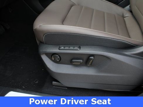 New 2025 Volkswagen Atlas SEL image 4