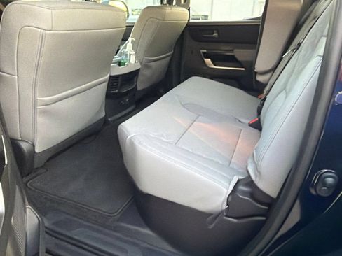 Used 2024 Toyota Tundra Limited w/ Power Package AWD/4WD image 8