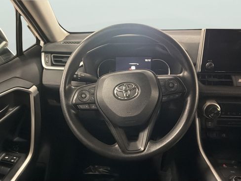 Used 2024 Toyota RAV4 LE AWD/4WD image 21