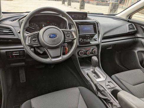 Used 2021 Subaru Crosstrek 2.0i image 12