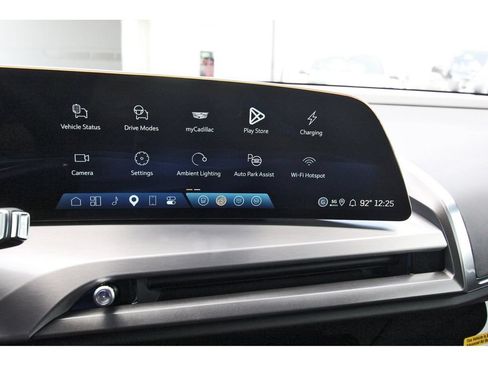New 2027 Cadillac Vistiq Sport AWD/4WD image 17