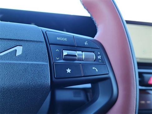 New 2026 Kia Sportage SX image 24