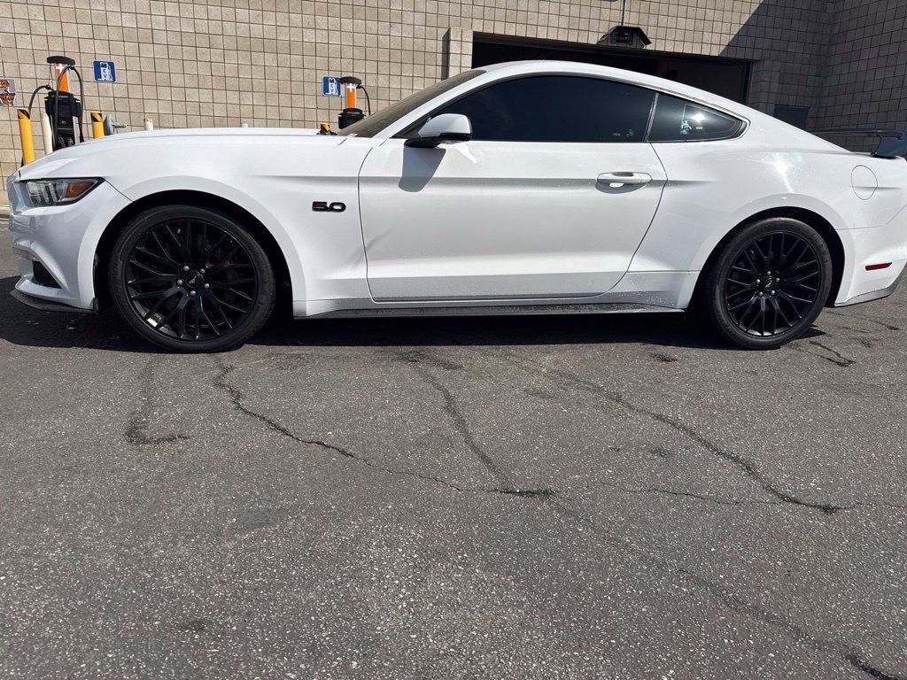 Used 2017 Ford Mustang GT Premium w/ GT Performance Package RWD image 2