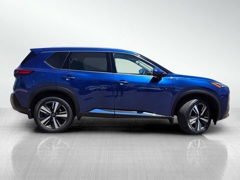 Used 2023 Nissan Rogue SL FWD image 3