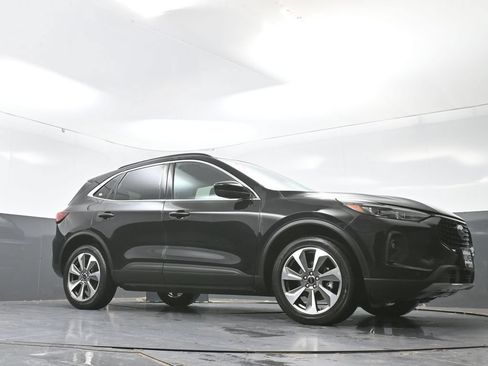 Used 2024 Ford Escape Platinum AWD/4WD image 53