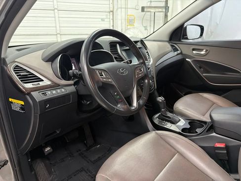 Used 2017 Hyundai Santa Fe Sport FWD image 10