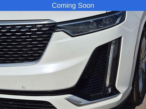 Used 2024 Cadillac XT6 Premium Luxury AWD/4WD image 3