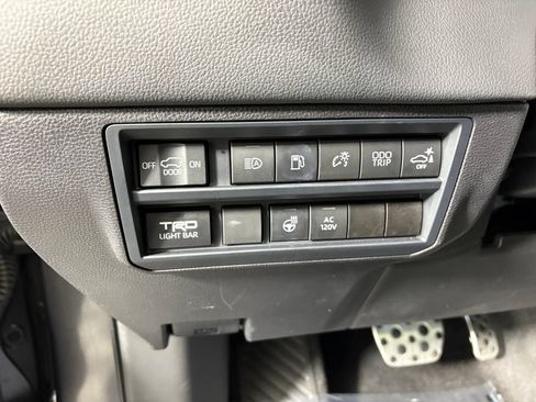 Used 2025 Toyota Sequoia TRD Pro AWD/4WD image 14