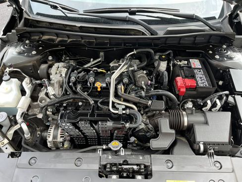 Used 2025 Nissan Altima 2.5 SV image 29