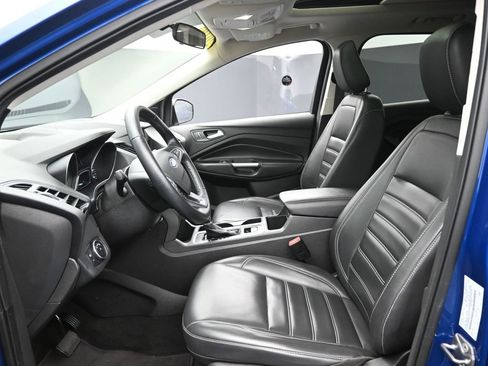 Used 2019 Ford Escape SEL image 14