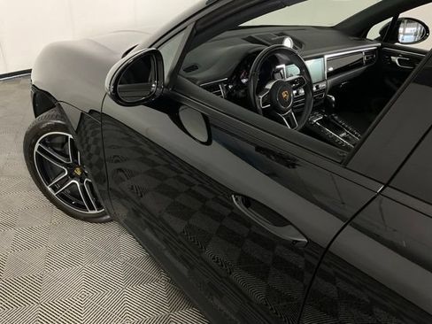 Used 2019 Porsche Macan AWD/4WD image 34
