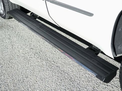 Used 2015 Cadillac Escalade Premium image 6