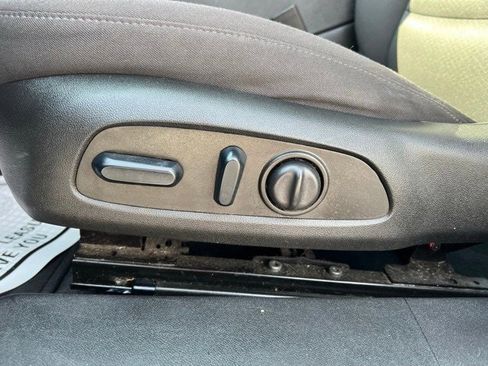 Used 2022 Chevrolet Malibu LT image 11