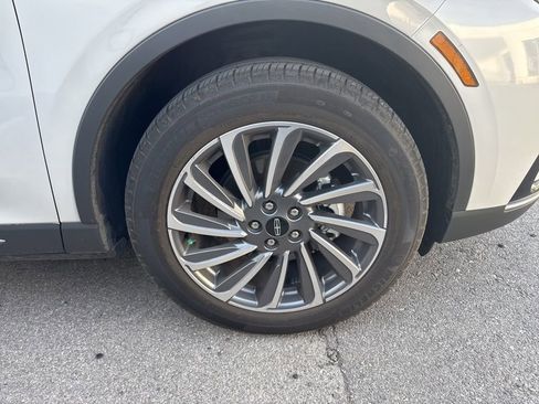 Used 2023 Lincoln Corsair Reserve w/ Equipment Group 201A image 3