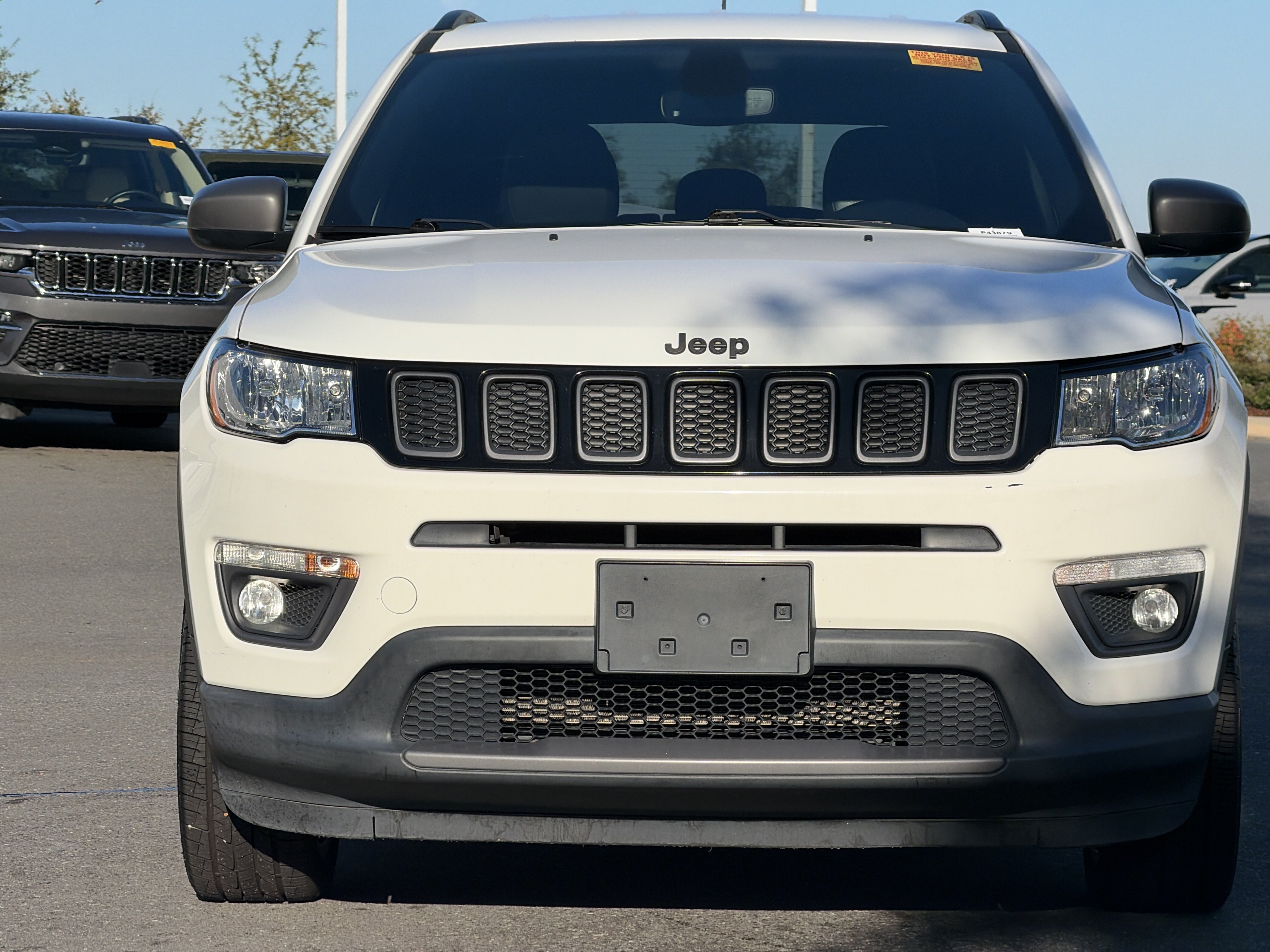 Used 2021 Jeep Compass Latitude AWD/4WD image 3