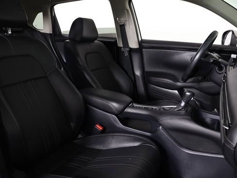 Used 2023 Honda HR-V EX-L image 30