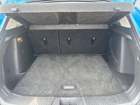 Used 2025 Chevrolet Trax LT FWD image 23