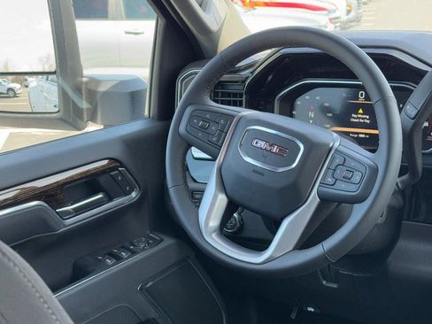 New 2026 GMC Sierra 3500 SLE image 25