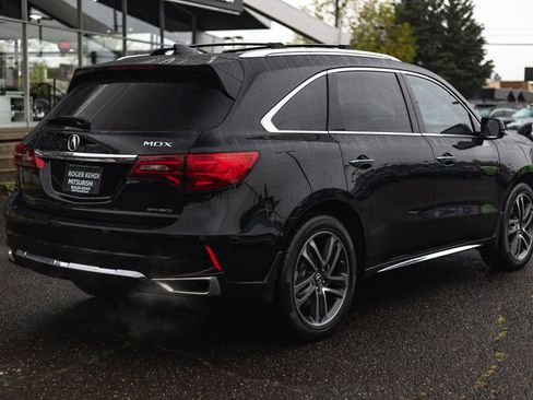 Used 2017 Acura MDX SH-AWD w/ Advance Package image 9