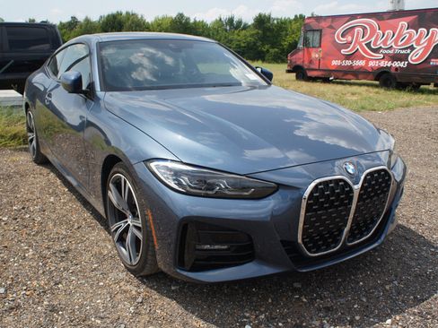 Used 2022 BMW 430i xDrive Coupe w/ M Sport Package AWD/4WD image 3