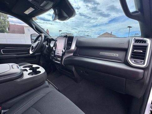 Used 2025 RAM 2500 Big Horn AWD/4WD image 19