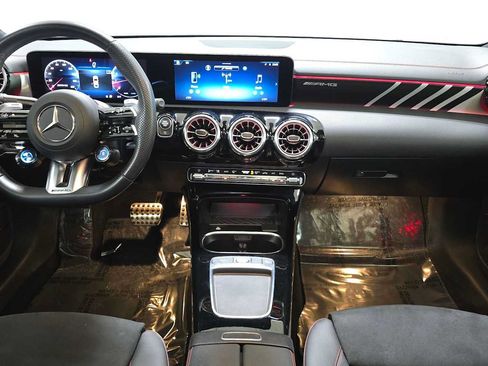 Used 2024 Mercedes-Benz CLA 35 AMG 4MATIC image 18