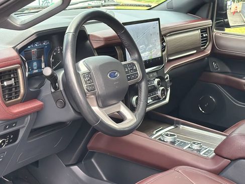 Used 2023 Ford Expedition Max Limited AWD/4WD image 17