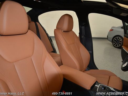 Used 2024 BMW 330i Sedan w/ Convenience Package image 22