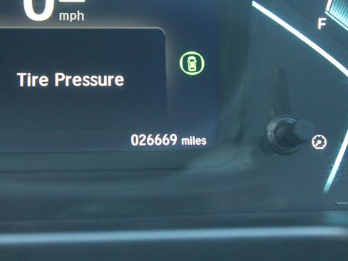 Certified 2024 Honda Odyssey EX-L image 9